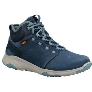Teva Women's Arrowood 2 Mid WP Boot
